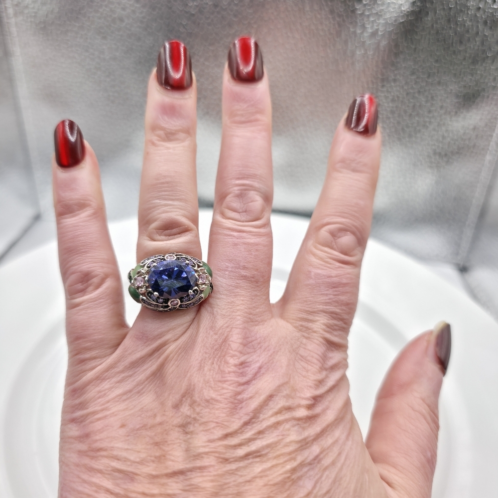Designer  Victoria Wieck Retired Lab Created Tanzanite Ring - Picture 9 of 10